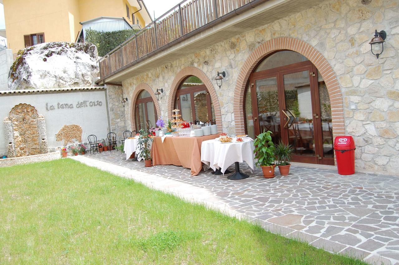 B&B La Tana Dell'Orso Villalago Exteriör bild